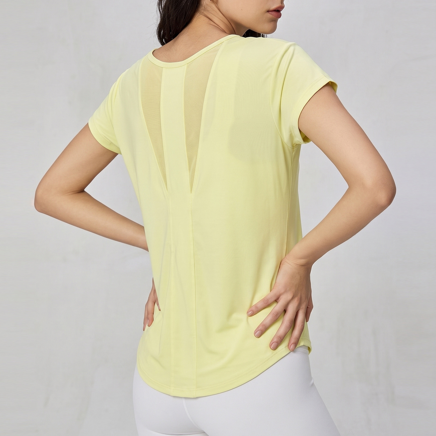 เสื้อยืดโยคะแขนสั้นผ้าไอซ์ซิลค - Silk Blouse บทวิจารณ์และราคา