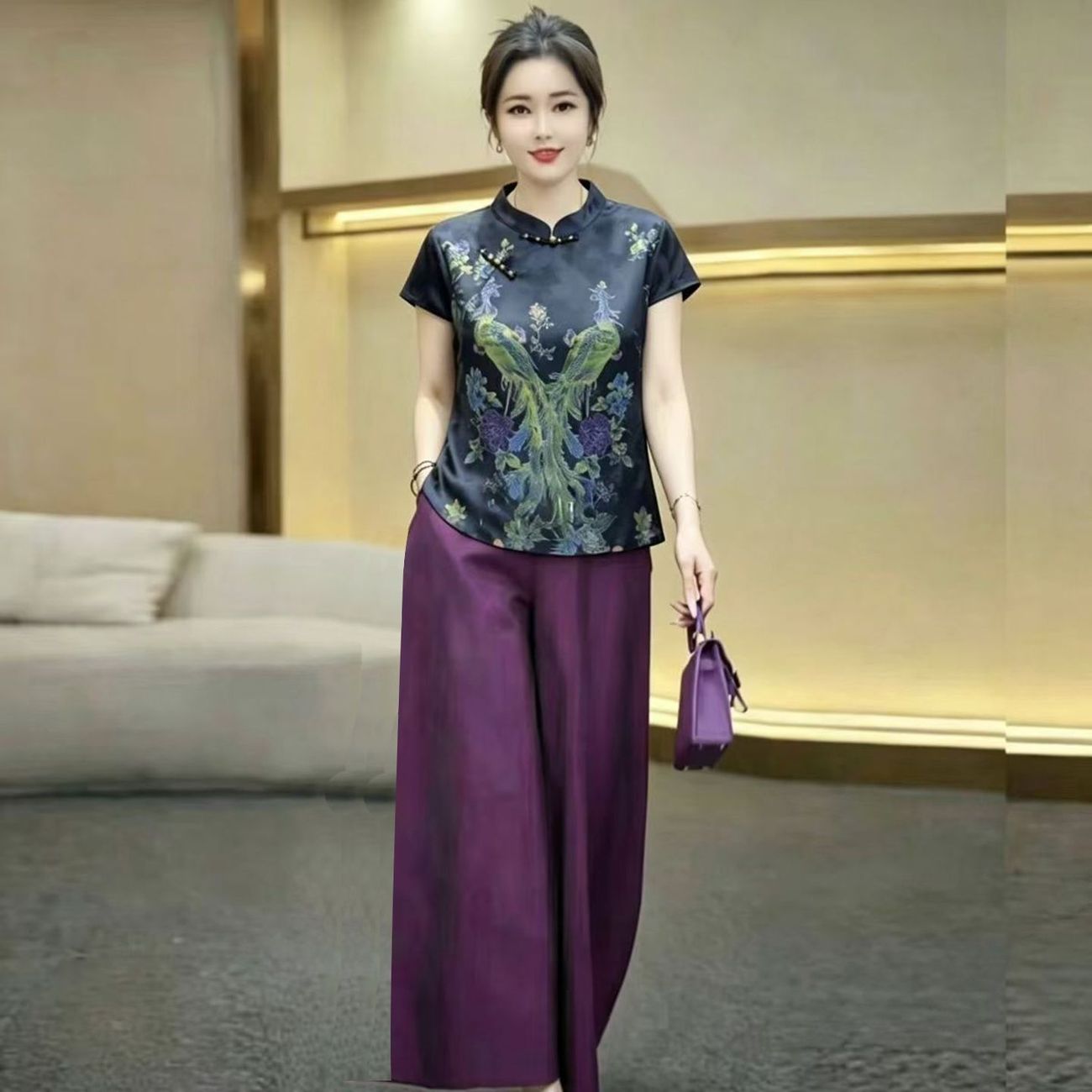 ชุดผ้าไหมสำหรับฤดูร้อน เสื้อเช - Silk Blouse บทวิจารณ์และราคา